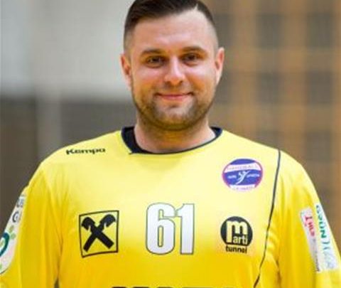 Handball : Artur Adamik